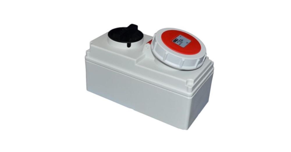 16 Amp IP67 5 Pin 400V Interlocked Socket GARO