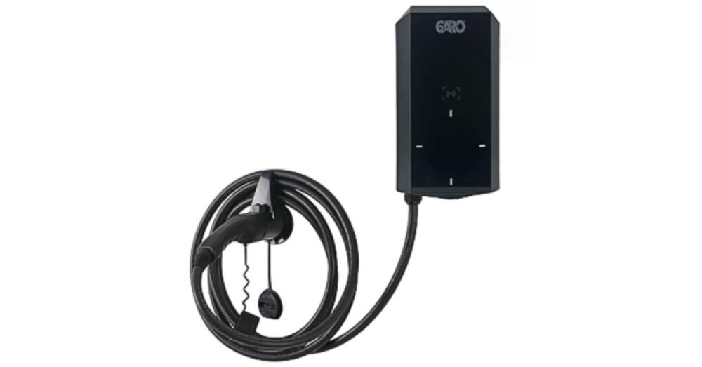 7.4kW Charger with a 7.5-Meter Tethered Cable