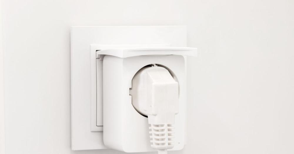 Buy Smart Plugs from Meteor Electrical