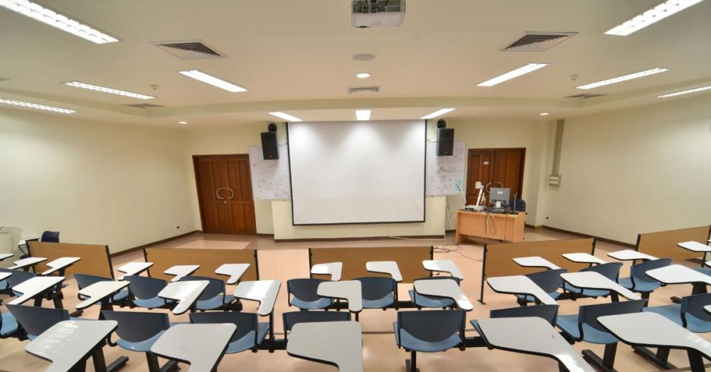 Energy-Efficient School Lighting