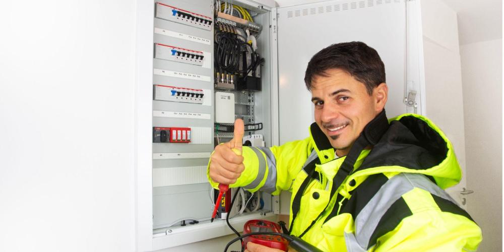 Hire a Qualified Electrician