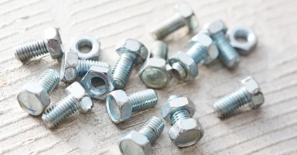Hollow Wall Anchors vs Expansion Bolts: Understanding the Difference