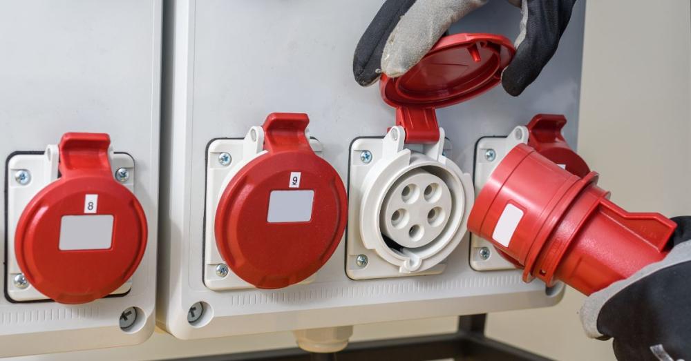 Industrial Sockets