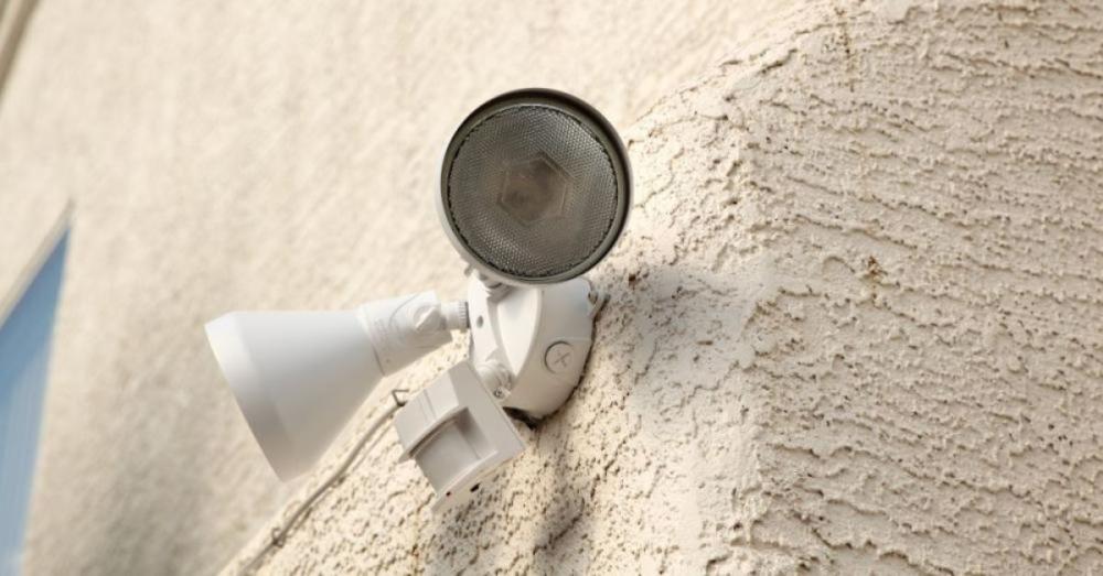 Motion Detectors for Lights