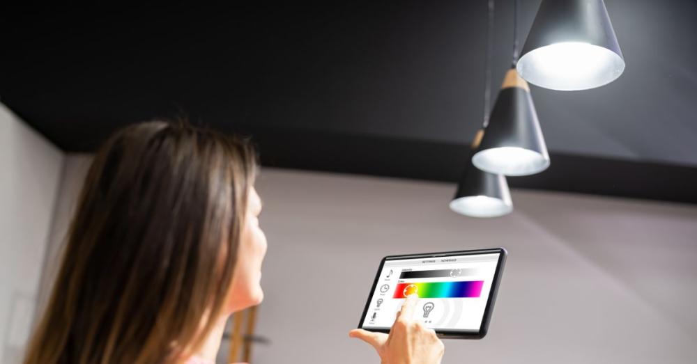 Smart Lighting for Energy Savings