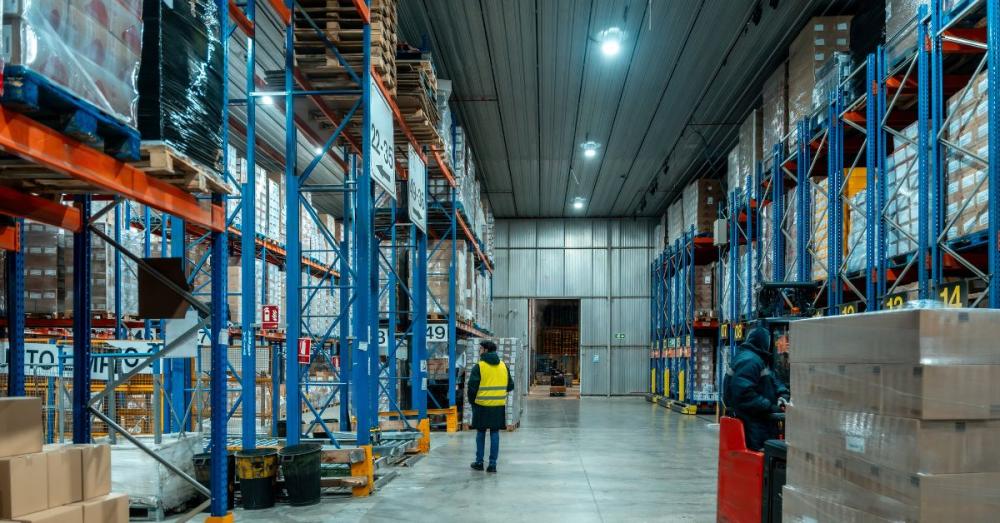 Warehouses Are Shifting to LED Lighting