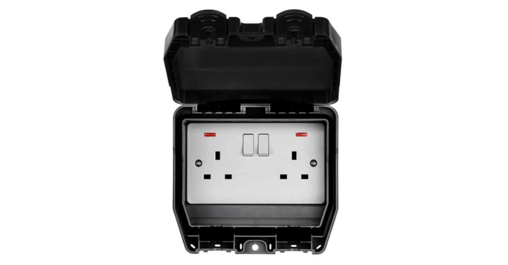 Weatherproof Switched Socket 