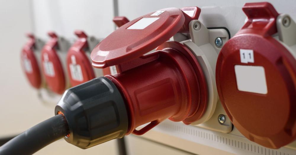 What Makes 400V Sockets Special