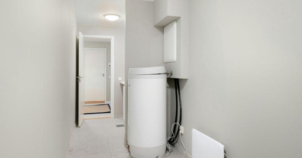 Why Choose a Small Bathroom Water Heater