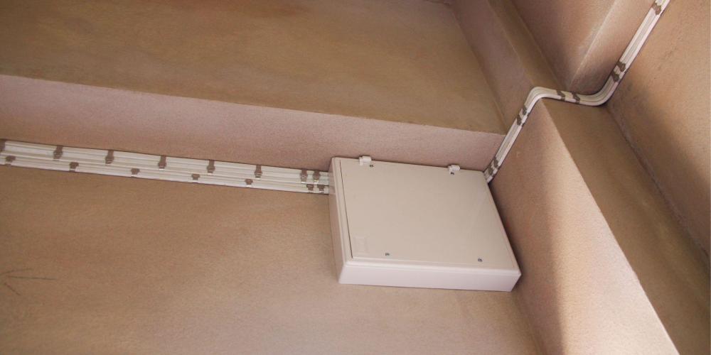 with Cable Management