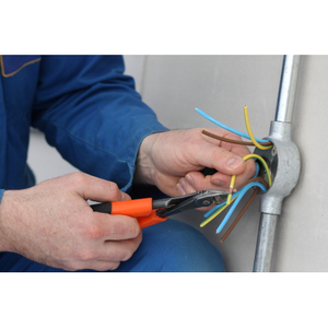Top DIY electrical mistakes