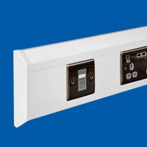 170 x 50mm 3 Compartment Dado Trunking (FDT1)