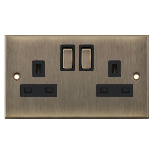 Selectric 2 Gang 13 Amp Socket DP Switched Antique Brass Black Inserts