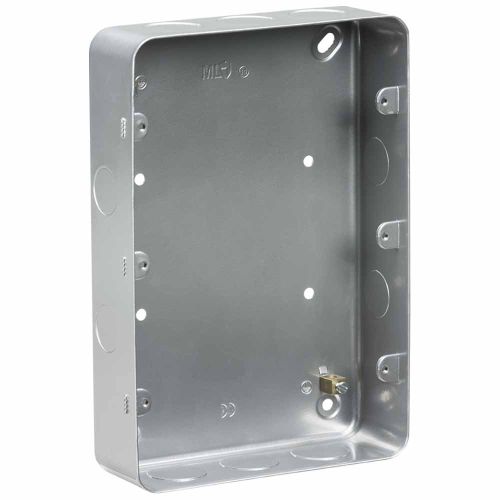 Knightsbridge Metalclad 9-12G surface mount box by Meteor Electrical