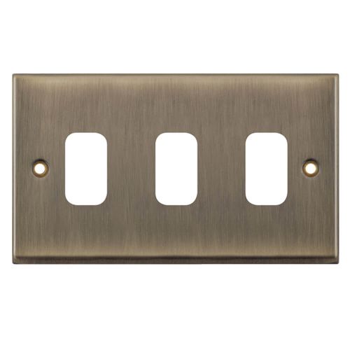 3 Aperture Modular Plate – Antique Brass by Meteor Electrical 