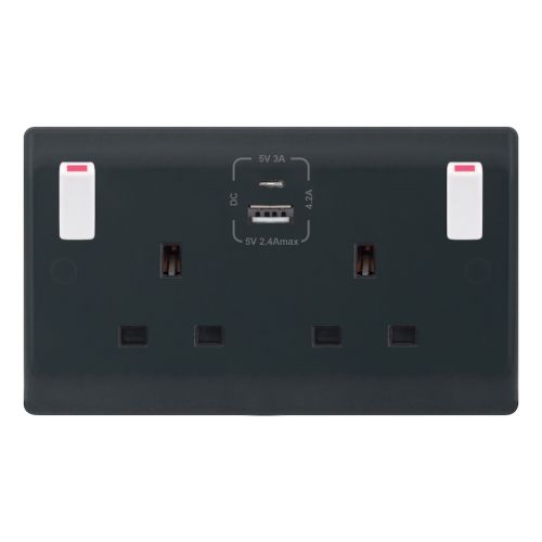 13 Amp Socket Outlet 2 Gang Switched SP Outboard Rockers + 2 Earth Terminals with 1 x USB Type A & 1 x USB Type C (2.4A / 3A)