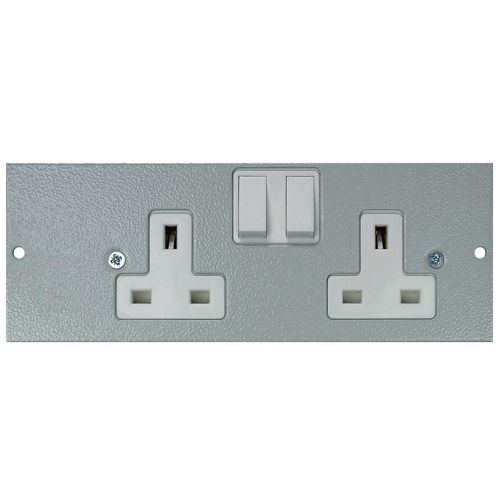 Right Hand Twin Switched Sockets Plate